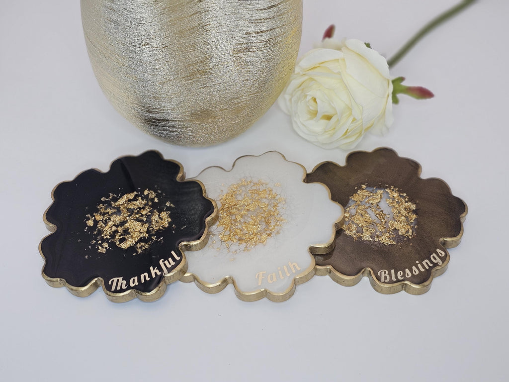 Opulent Earth collection 🌎 Flower shaped coaster
