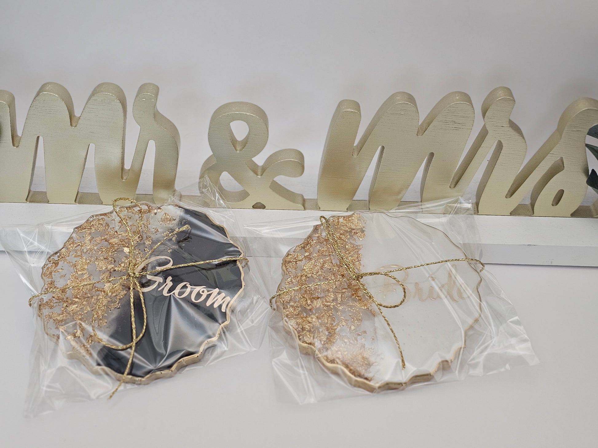 Bride👰🏼 & Groom🤵🏼‍♂️ Geode Coaster - 2 piece set