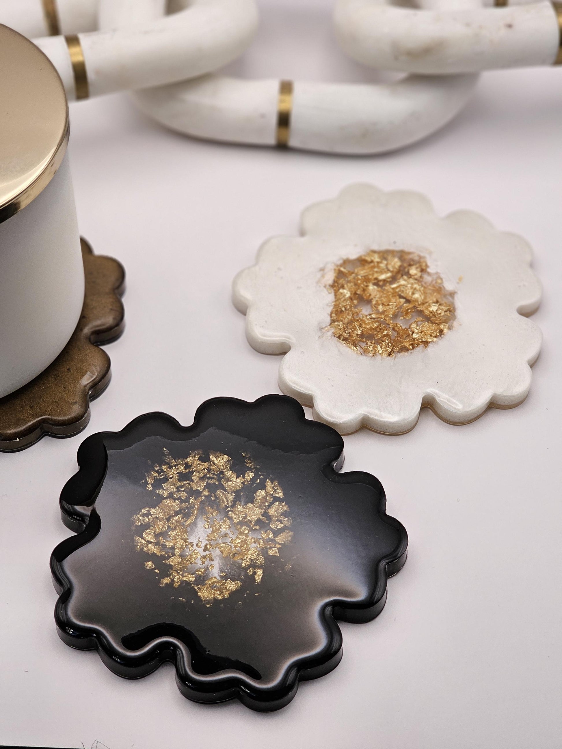 Opulent Earth collection 🌎 Flower shaped coaster