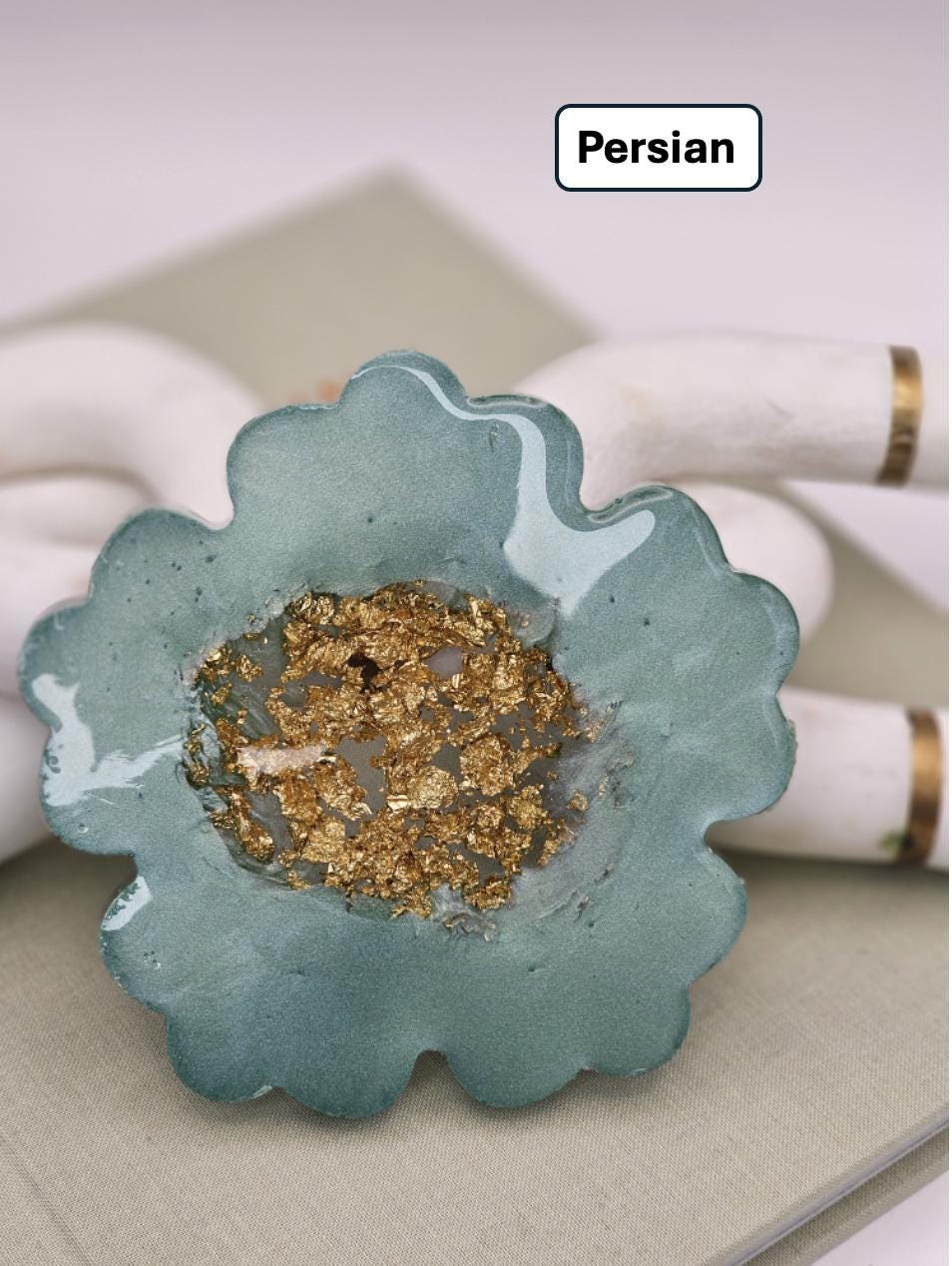 Emerald Glow Collection 🌸 Flower shaped resin coaster