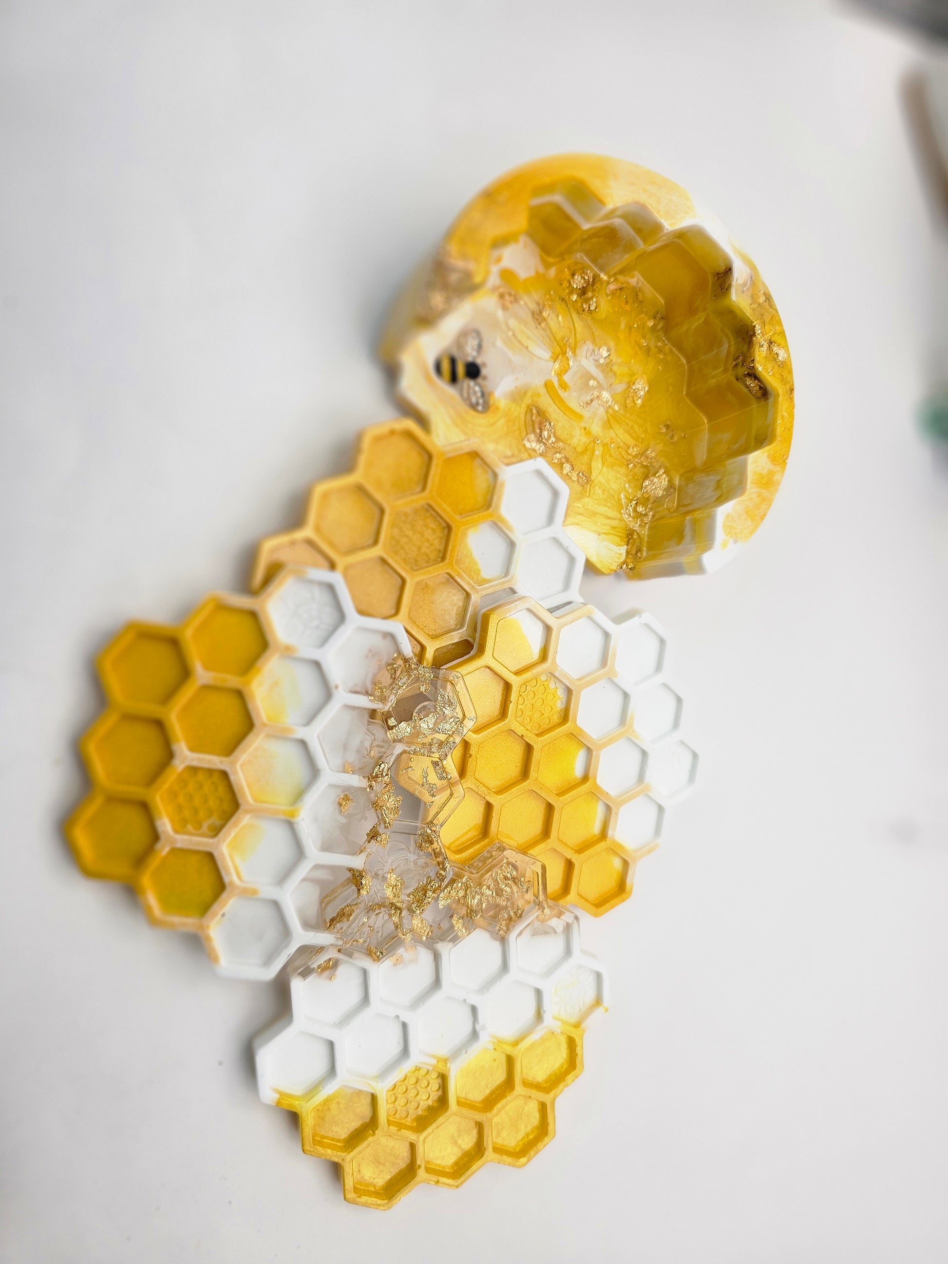 5-Piece Honeycomb Resin Coaster Set 🍯✨